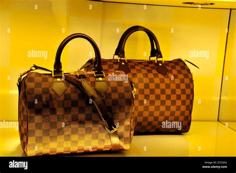 dubai mall Louis Vuitton handbags